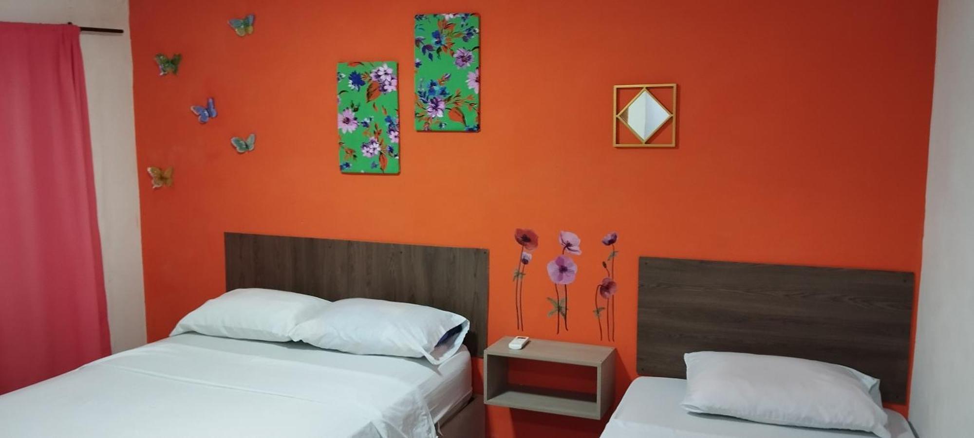 Hotel 4 Manzanas Santa Marta  Pokoj fotografie
